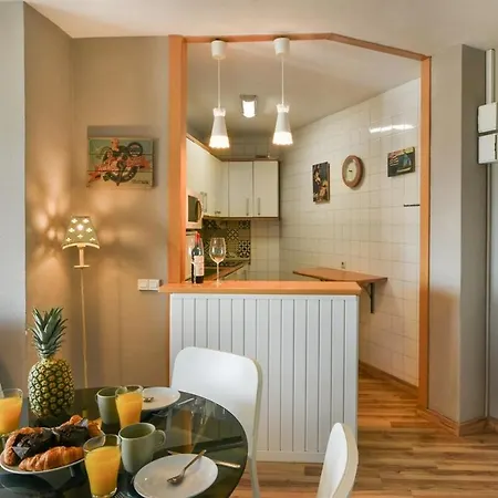 Fantastic Seaviews & Pool, Close To